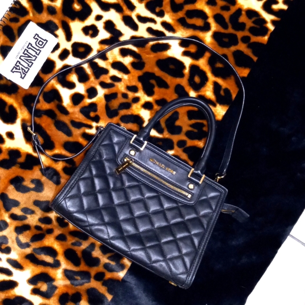 MICHEAL KORS PURSE